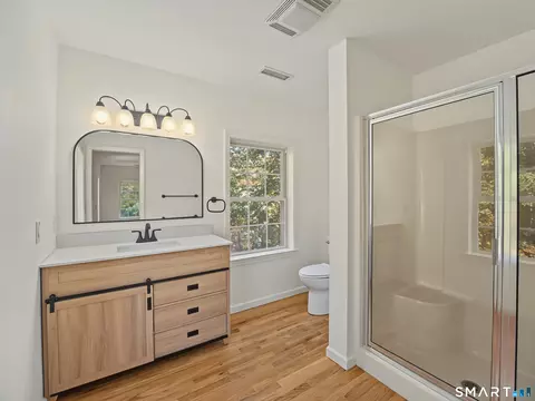 Bath - 42 Straits Rd, Chester, CT 06412 photo 2 of 4