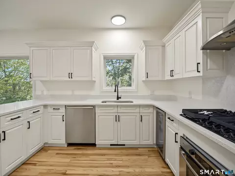 Kitchen - 42 Straits Rd, Chester, CT 06412 photo 1 of 4