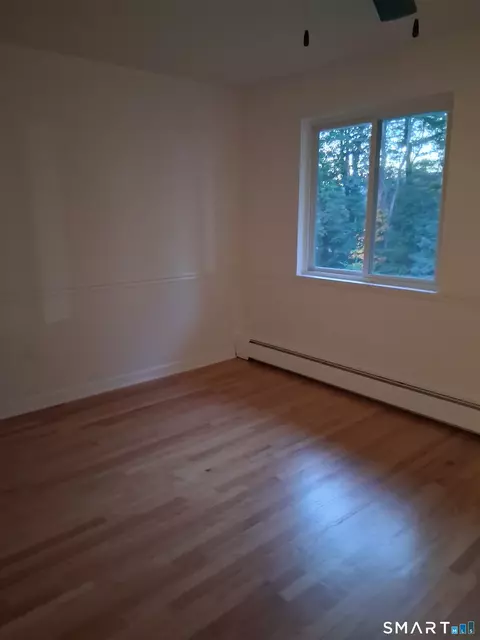 Bedroom - 81 Worth Ave, Hamden, CT 06518 photo 1 of 1