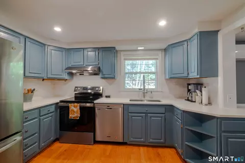 Kitchen - 43 Whitney Rd, Mystic, CT 06355 photo 3 of 4