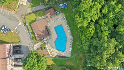 Exterior - 27 Rising Trail Ct #27, Middletown, CT 06457 photo 5 of 5