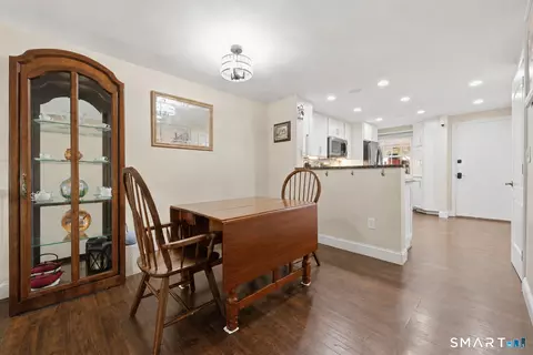 Dining - 27 Rising Trail Ct #27, Middletown, CT 06457 photo 1 of 1