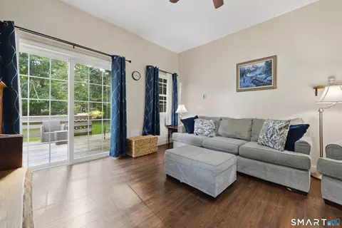 Living - 27 Rising Trail Ct #27, Middletown, CT 06457 photo 2 of 2