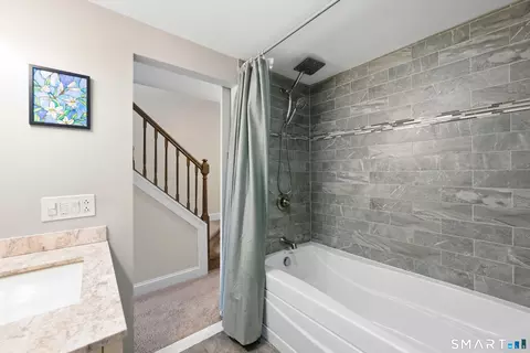 Bath - 27 Rising Trail Ct #27, Middletown, CT 06457 photo 3 of 3