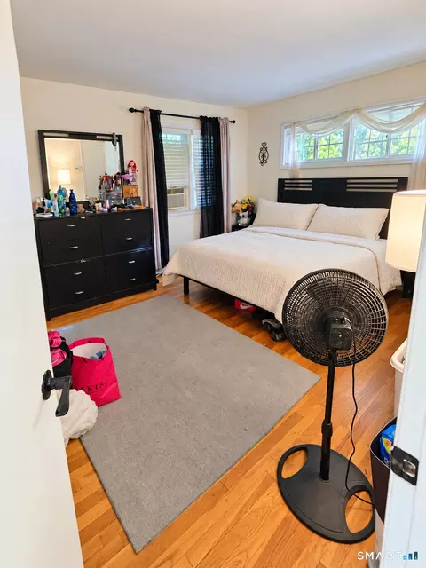 Bedroom - 92 Perry Rd, Hamden, CT 06514 photo 1 of 4