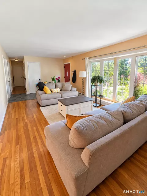 Living - 92 Perry Rd, Hamden, CT 06514 photo 1 of 3