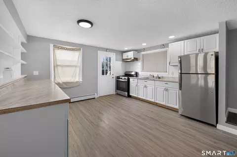 Kitchen - 333 Mill Rock Rd #333, Hamden, CT 06517 photo 1 of 1