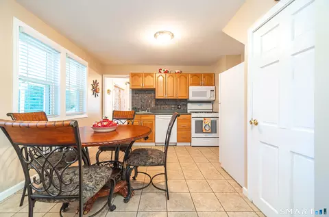 Kitchen - 101 Robbins Dr, Wethersfield, CT 06109 photo 3 of 3