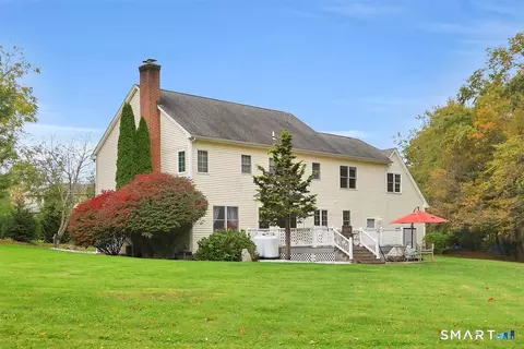 Exterior - 22 Johns Way, Durham, CT 06422 photo 4 of 7