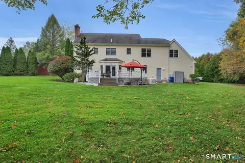 Exterior - 22 Johns Way, Durham, CT 06422 photo 6 of 7