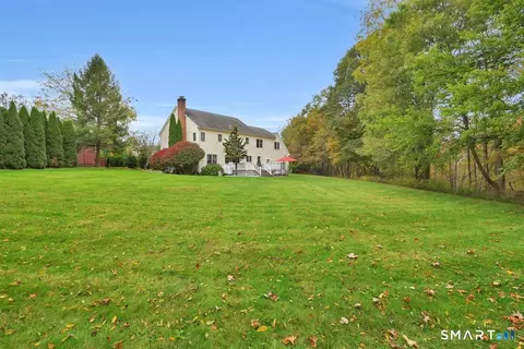 Exterior - 22 Johns Way, Durham, CT 06422 photo 5 of 7