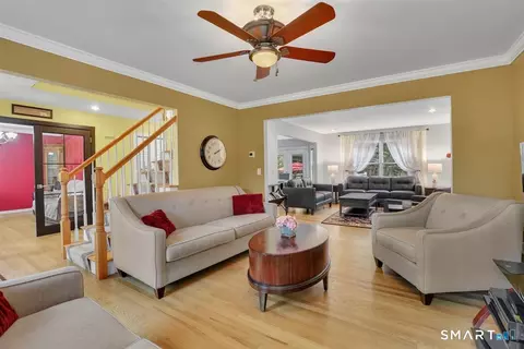 Living - 22 Johns Way, Durham, CT 06422 photo 3 of 5