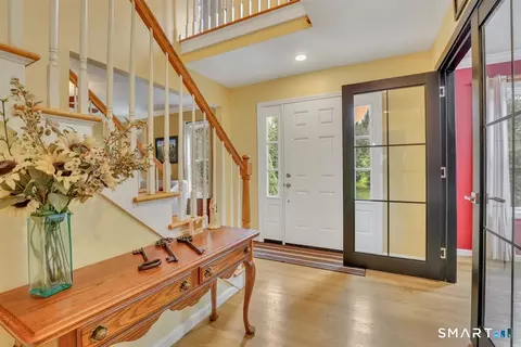 Entry Way - 22 Johns Way, Durham, CT 06422 photo 1 of 4