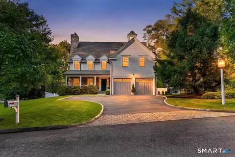 7 Park Ln, New Canaan, CT 06840