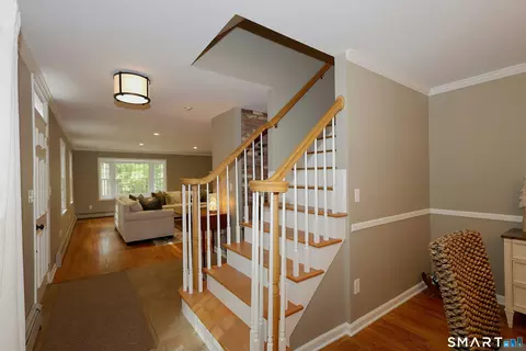 Entry Way - 85 Cross Hwy, Redding, CT 06896 photo 1 of 3