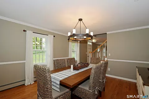 Dining - 85 Cross Hwy, Redding, CT 06896 photo 2 of 2