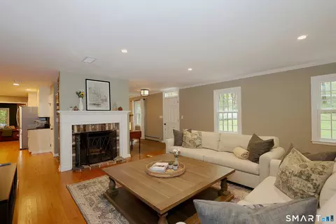 Living - 85 Cross Hwy, Redding, CT 06896 photo 1 of 5