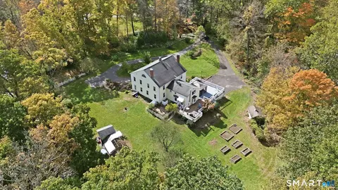 Exterior - 731 Latham Ln, Suffield, CT 06078 photo 10 of 10