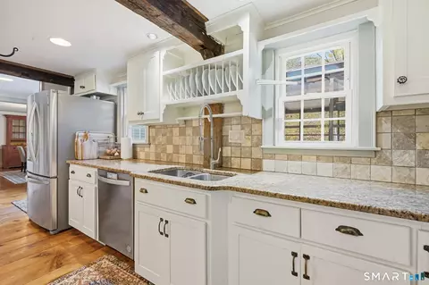 Kitchen - 731 Latham Ln, Suffield, CT 06078 photo 2 of 5