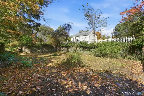 Exterior - 731 Latham Ln, Suffield, CT 06078 photo 8 of 10