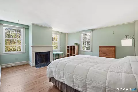 Bedroom - 731 Latham Ln, Suffield, CT 06078 photo 2 of 3
