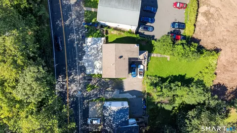 View/Area - 185 Forest Rd, West Haven, CT 06516 photo 5 of 6