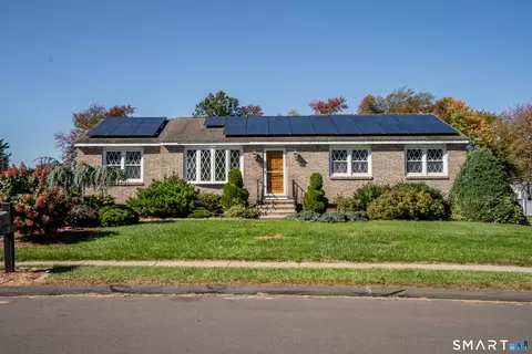 25 Kimberly Ln, East Hartford, CT 06108
