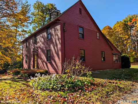 75 Bruning Rd, New Hartford, CT 06057