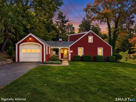 40 Niles Hill Rd, New London, CT 06320