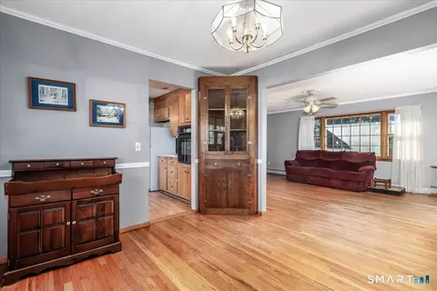 Entry Way - 9 Kendall Ter E, Danbury, CT 06811 photo 1 of 1