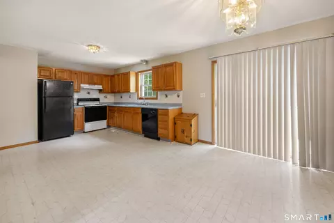 Kitchen - 8 Plank Rd, Prospect, CT 06712 photo 1 of 3