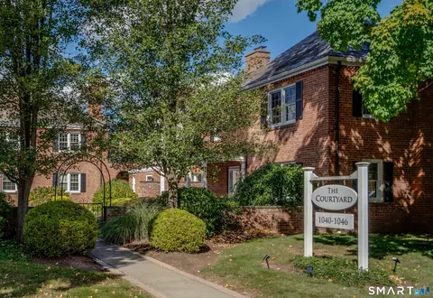 1040 Farmington Ave #1040, West Hartford, CT 06107