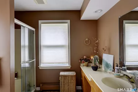 Bath - 8 Phelps Rd, Colebrook, CT 06021 photo 1 of 1