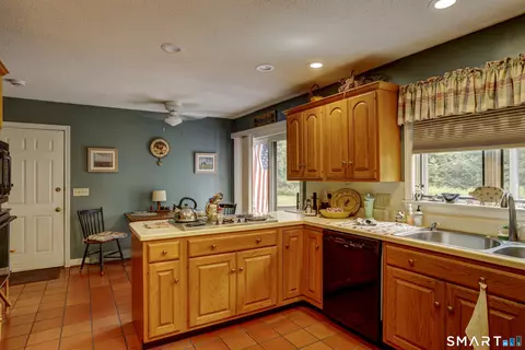 Kitchen - 8 Phelps Rd, Colebrook, CT 06021 photo 1 of 2