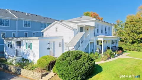 156 W Main St, Milford, CT 06460