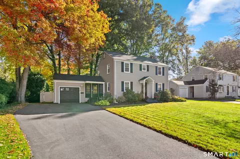 44 Seneca Rd, West Hartford, CT 06117