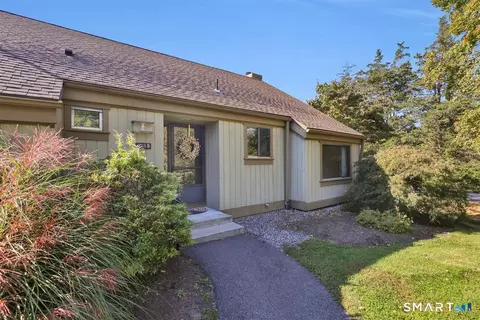 433 Heritage Vlg #B, Southbury, CT 06488