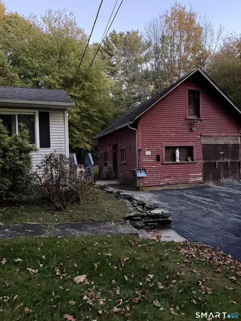 19 Tucker District Rd, Killingly, CT 06241 photo 3