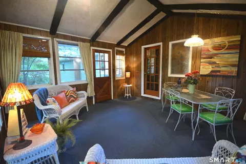 Exterior - 147 Magee Dr, Hamden, CT 06514 photo 3 of 11