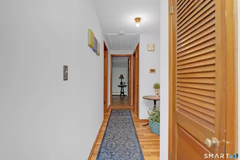 Entry Way - 147 Magee Dr, Hamden, CT 06514 photo 3 of 3