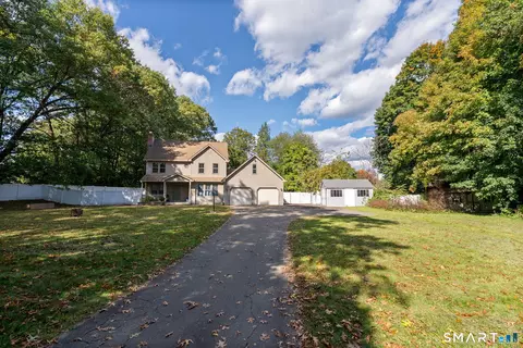 Exterior - 24 Cortland St, Windsor Locks, CT 06096 photo 9 of 9