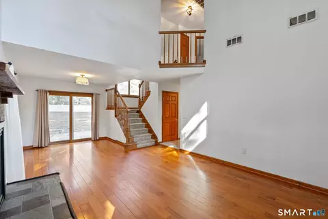 Living - 24 Cortland St, Windsor Locks, CT 06096 photo 3 of 4
