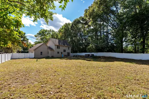 Exterior - 24 Cortland St, Windsor Locks, CT 06096 photo 5 of 9