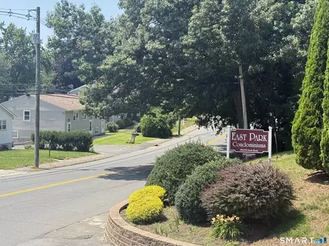 515 Scott Rd #48, Waterbury, CT 06705