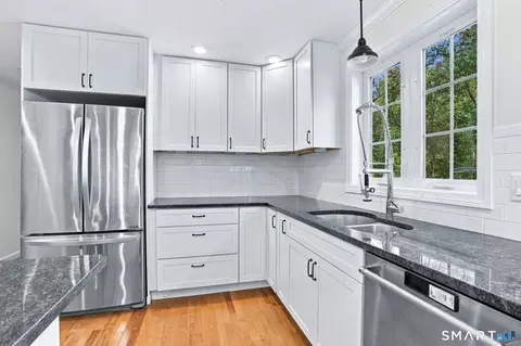 Kitchen - 20 Park Dr, Chaplin, CT 06235 photo 6 of 9