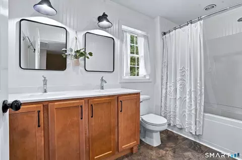 Bath - 20 Park Dr, Chaplin, CT 06235 photo 1 of 2