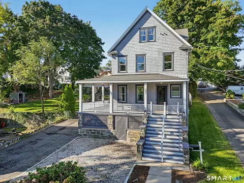 351 Delavan Ave, Greenwich, CT 06830