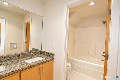 Bath - 55 Mount Tom Passway Passway, Morris, CT 06763 photo 1 of 4