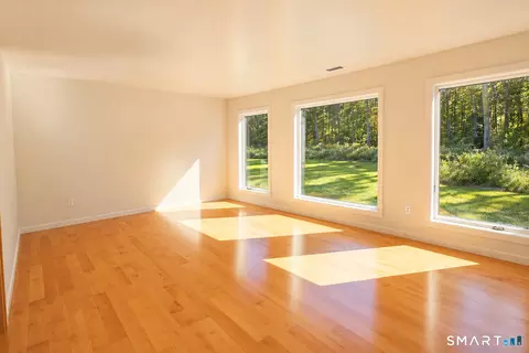 Living - 55 Mount Tom Passway Passway, Morris, CT 06763 photo 7 of 7