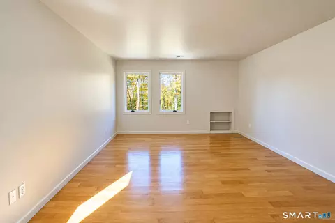 Bedroom - 55 Mount Tom Passway Passway, Morris, CT 06763 photo 4 of 5